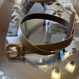 Cocoa colored leather vintage Anne Klein belt